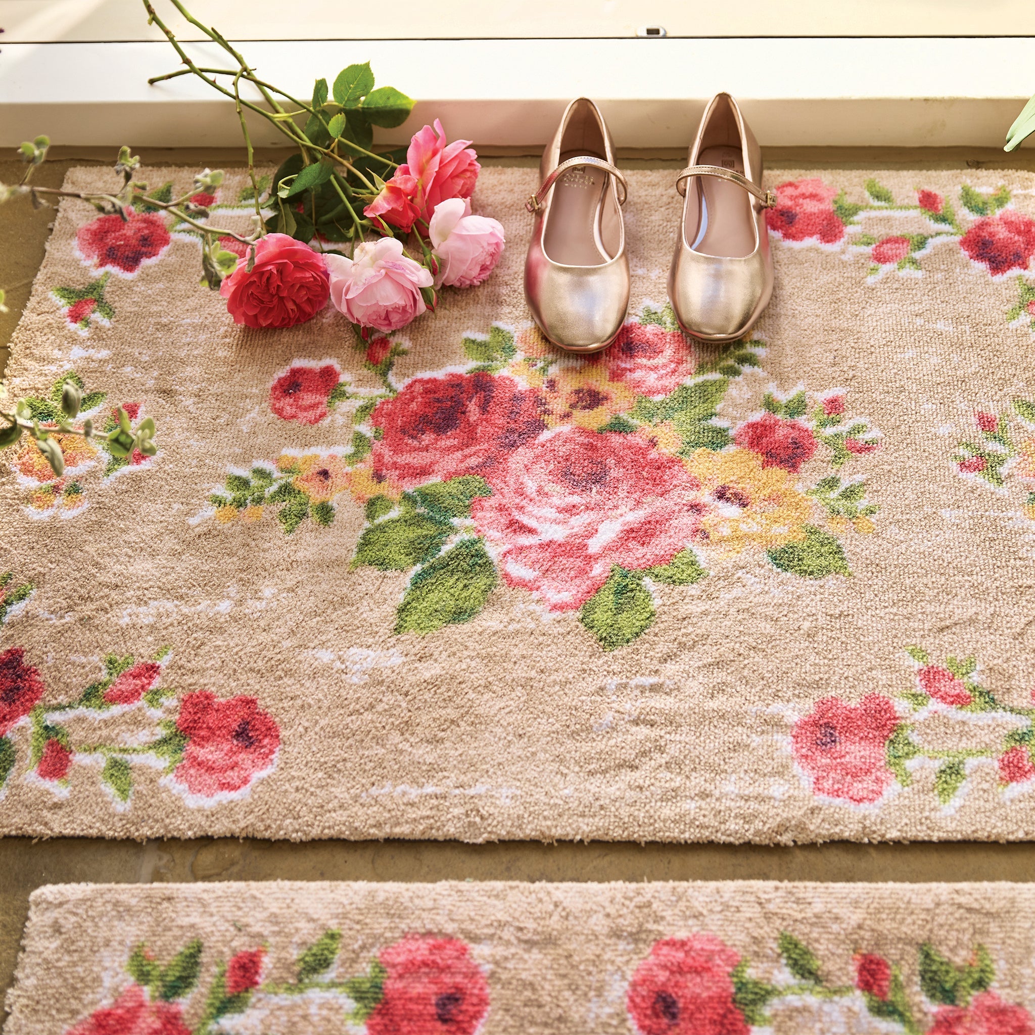 Vintage Rose Washable Doormat Lifestyle 2