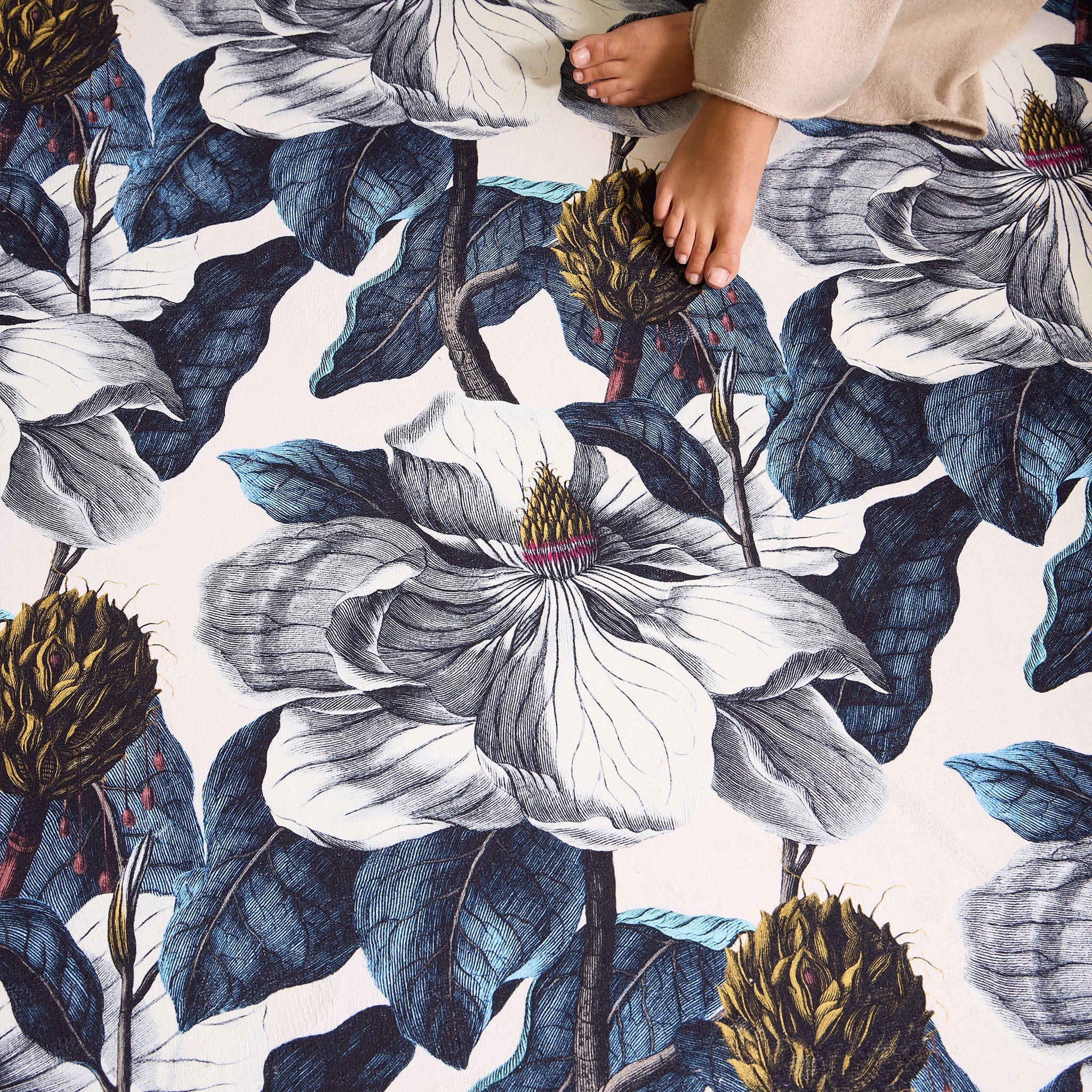 Hug Rug Magnolia Garden Washable Rug Pattern Close Up