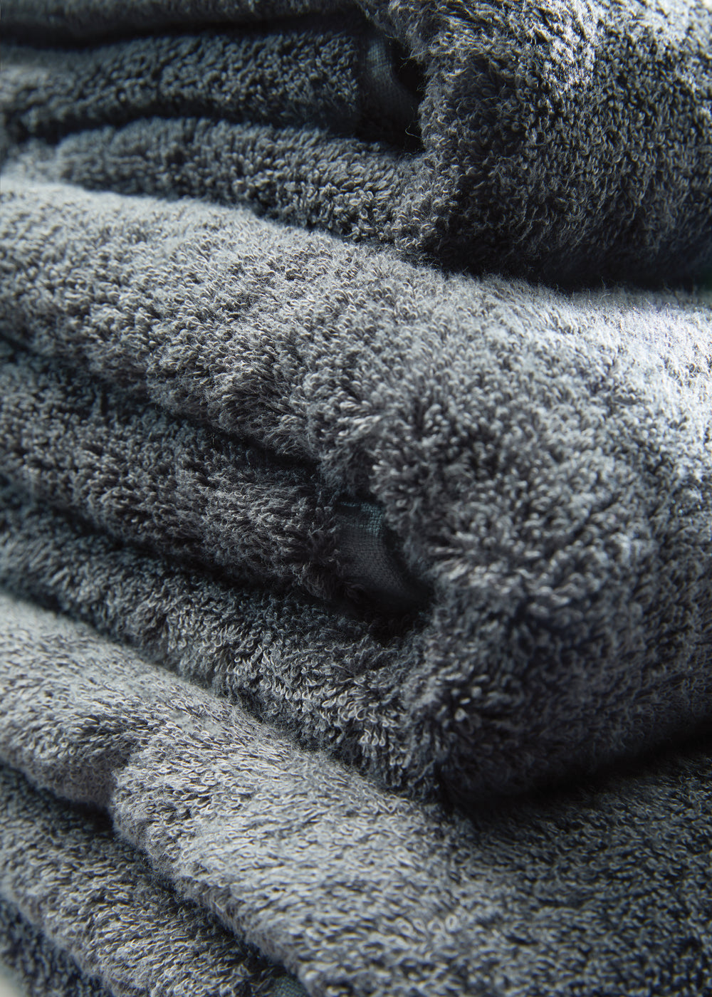 Hug Bamboo Bath Towels - Graphite 4
