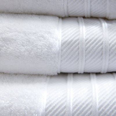 Hug Bamboo Luxury Bath Towels - White 3