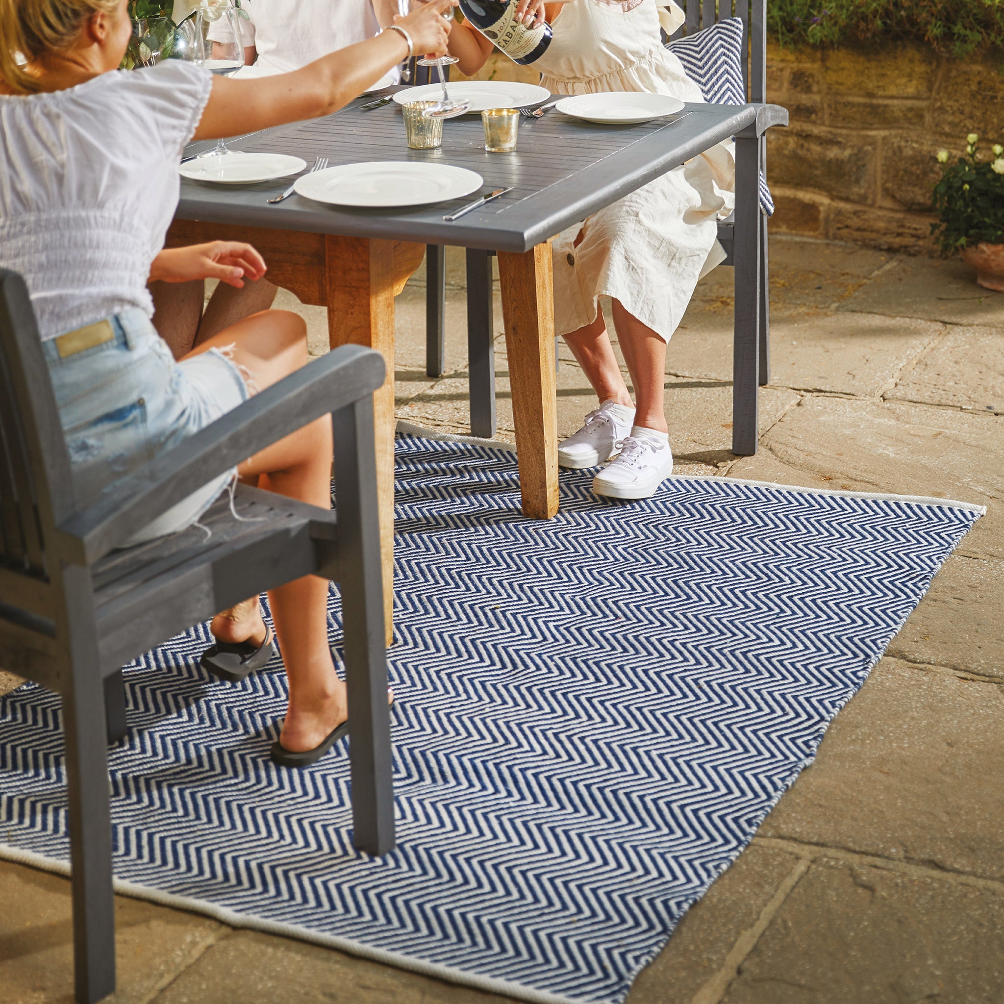 Herringbone Washable Rug Navy 2