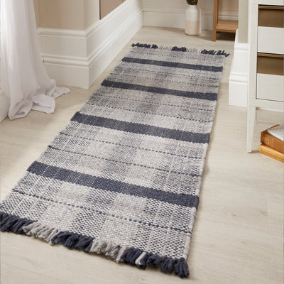 Highland Check Rug Navy 5