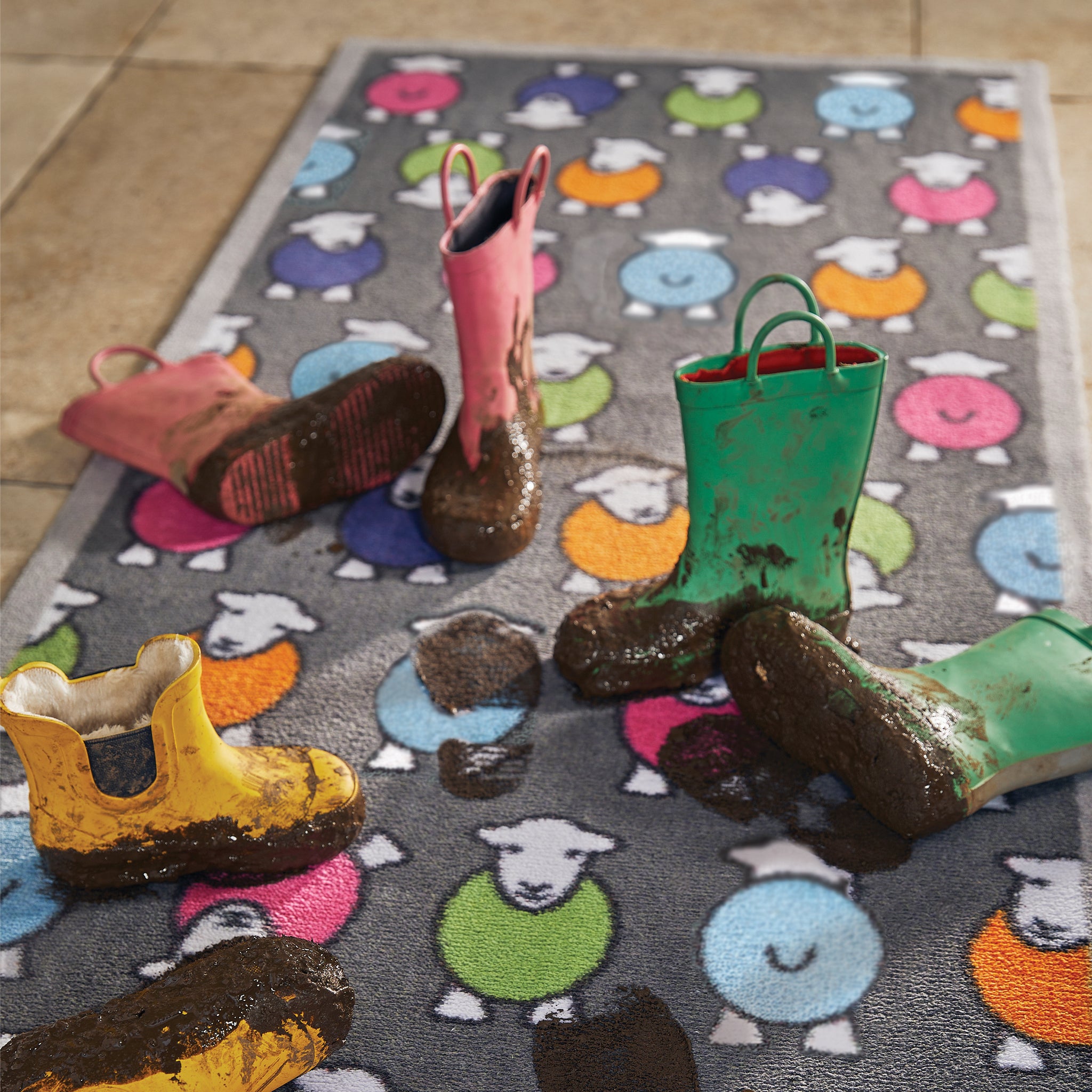 Herdy design washable runner in hallway