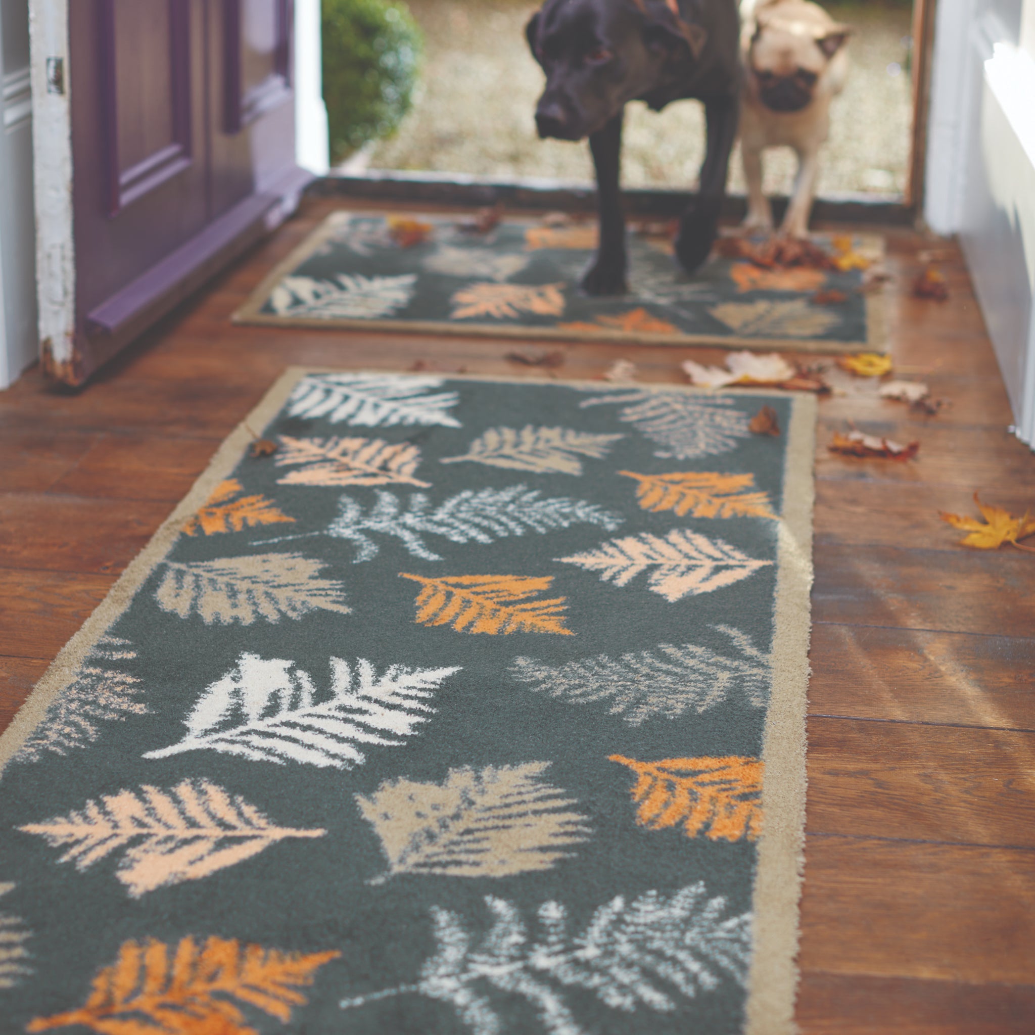 Nature 14 Leaves Navy Washable Doormat 2