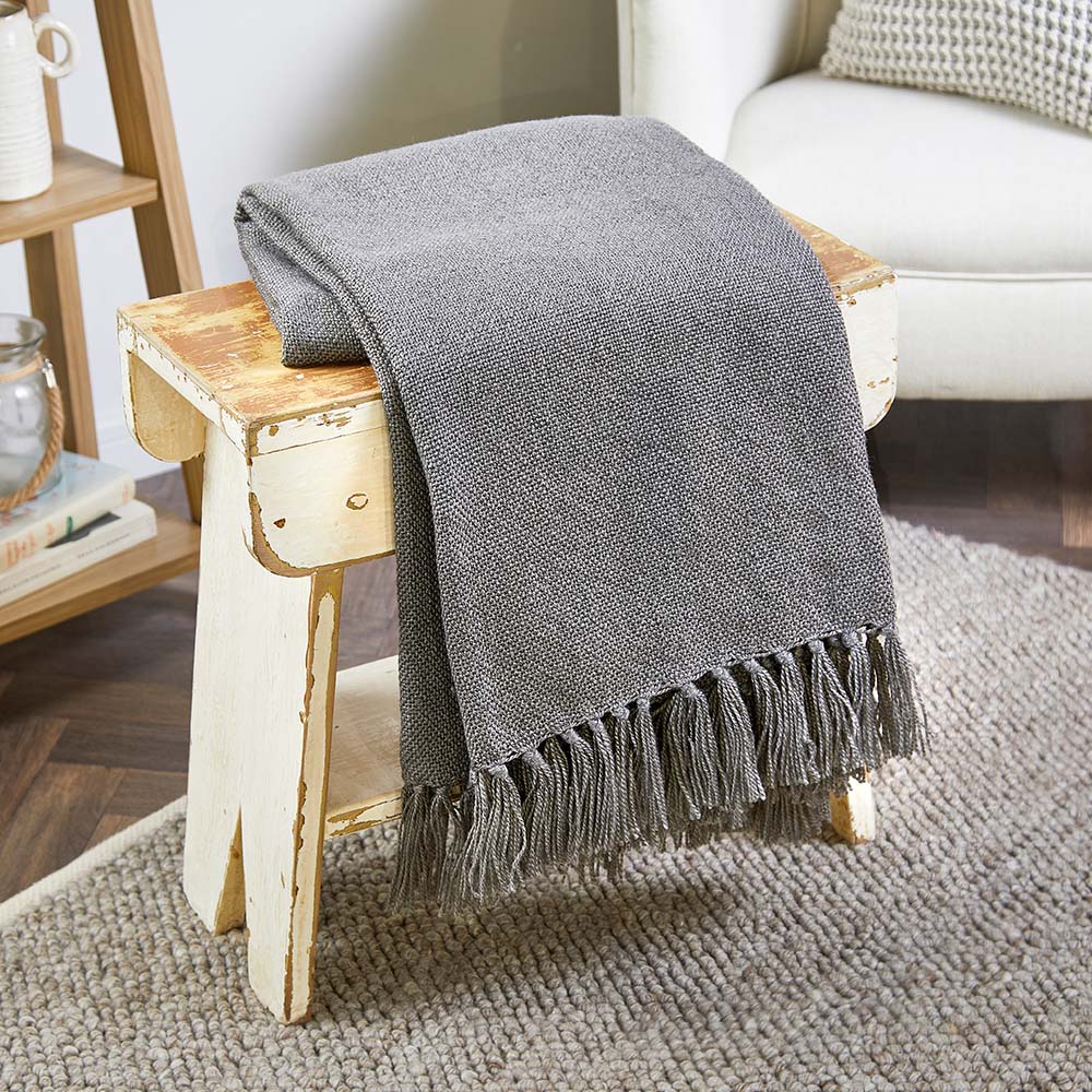 Plain Throw Warm Grey 2