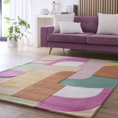 Retro deco - 100% wool cut loop pile, hand-tufted rug in pink with a sculptured 3D geometric pattern.