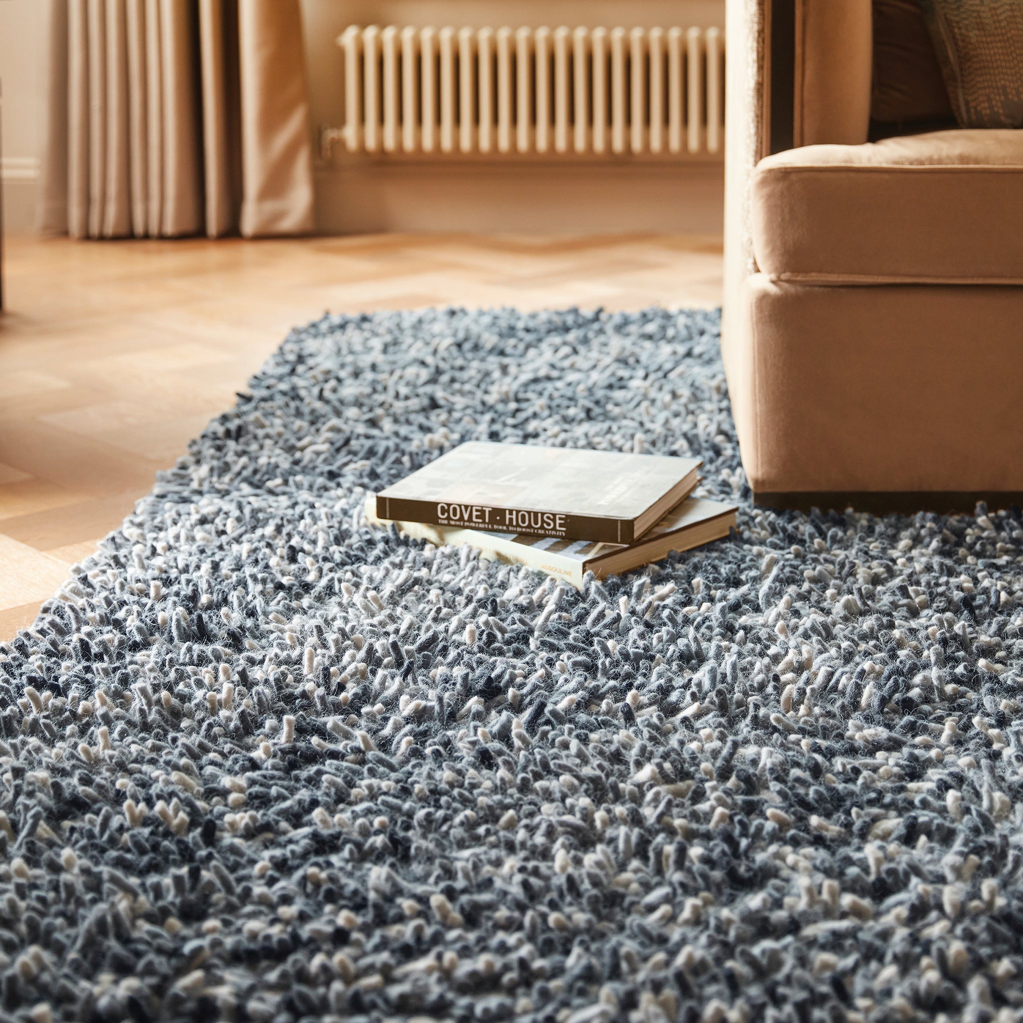 Rocks Shaggy Wool Rug Grey 3