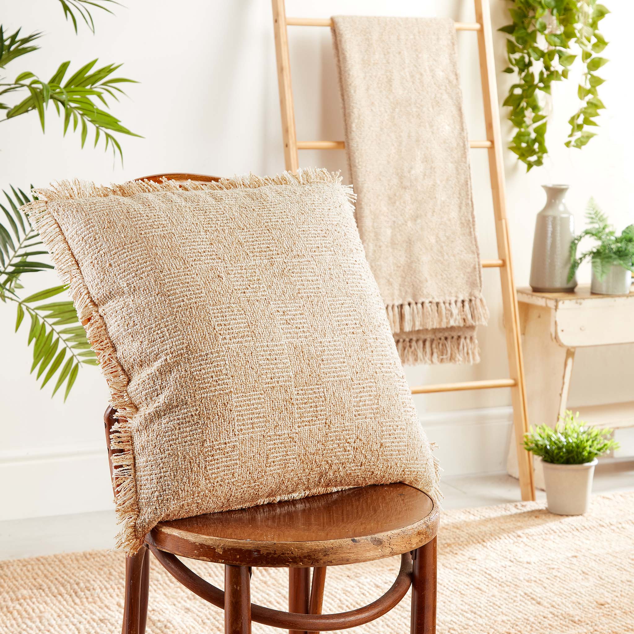 Crosshatch Cushion Beige 2
