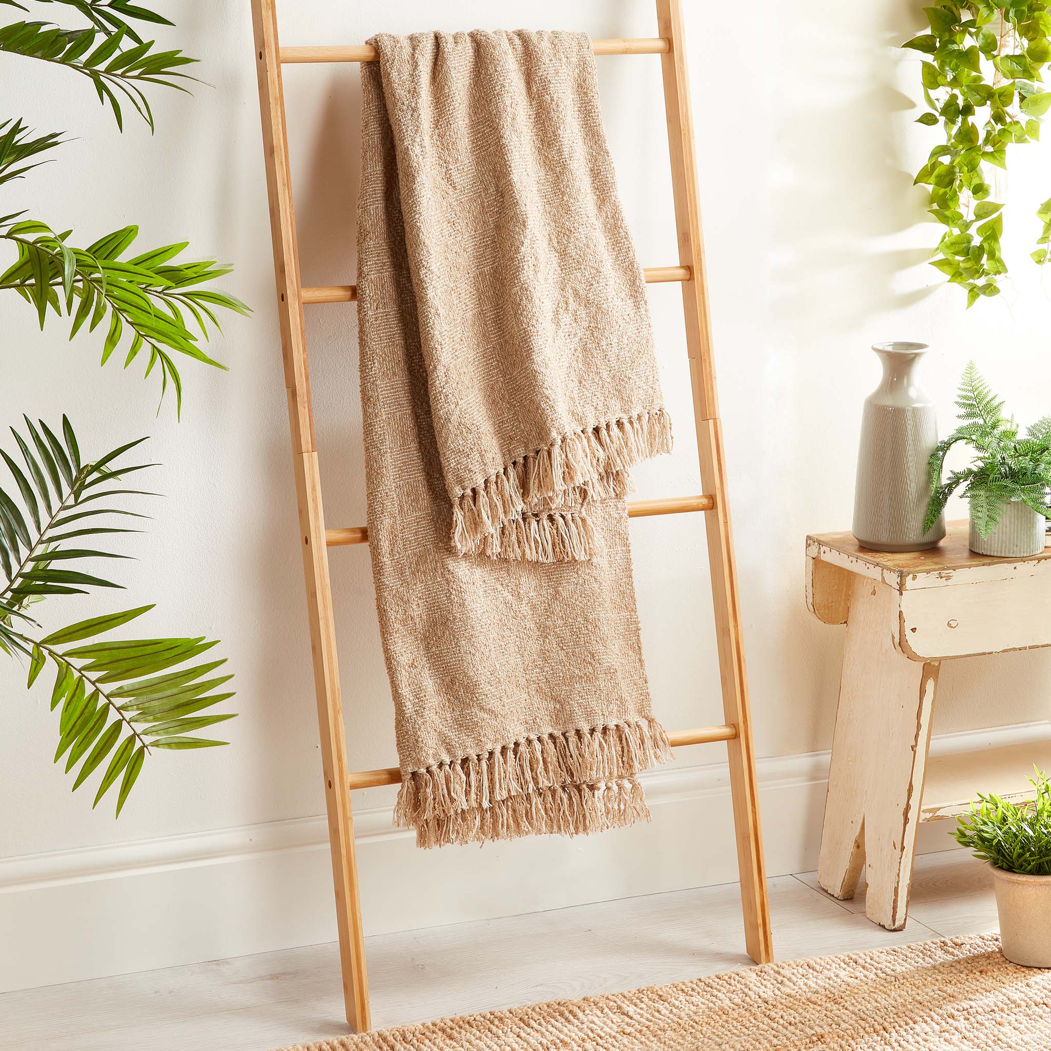 Crosshatch Throw Beige 2