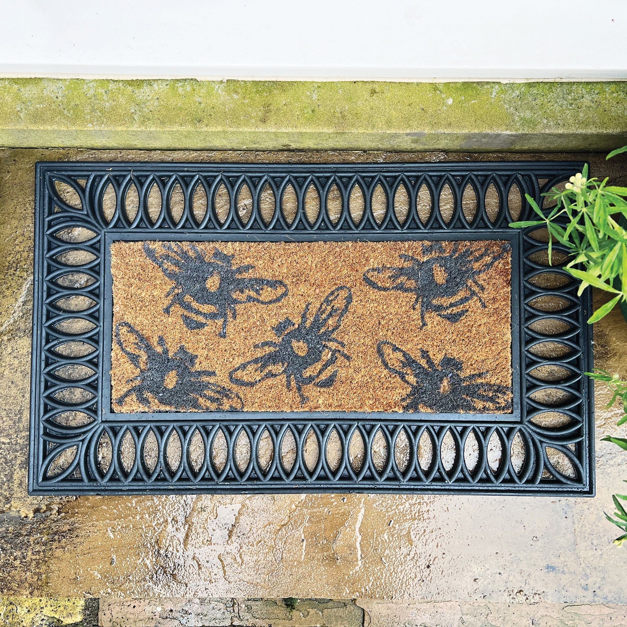 Coir Insert Buzzy Bee Doormat 2