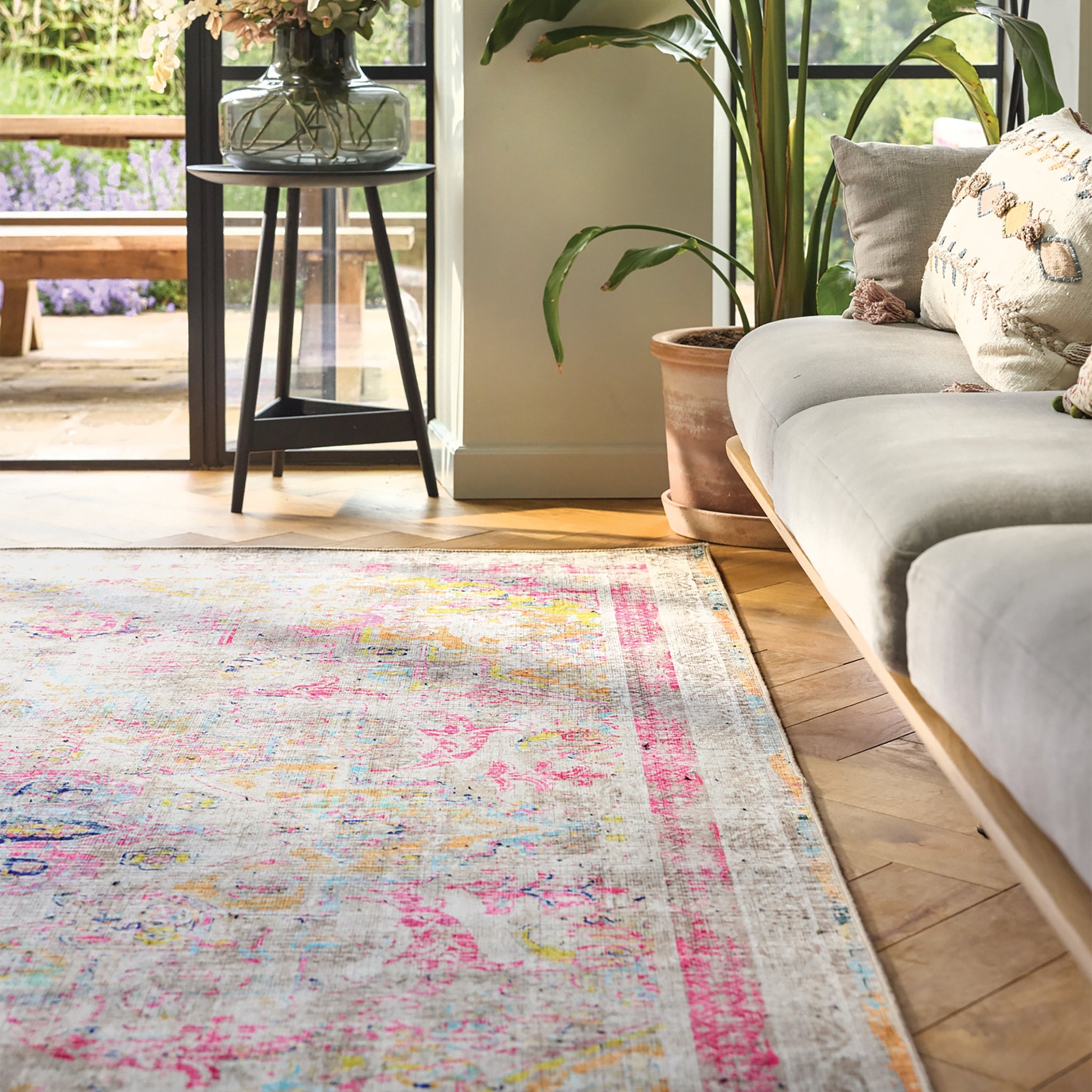 Hug Rug Neo Classical Washable Living Room Rug