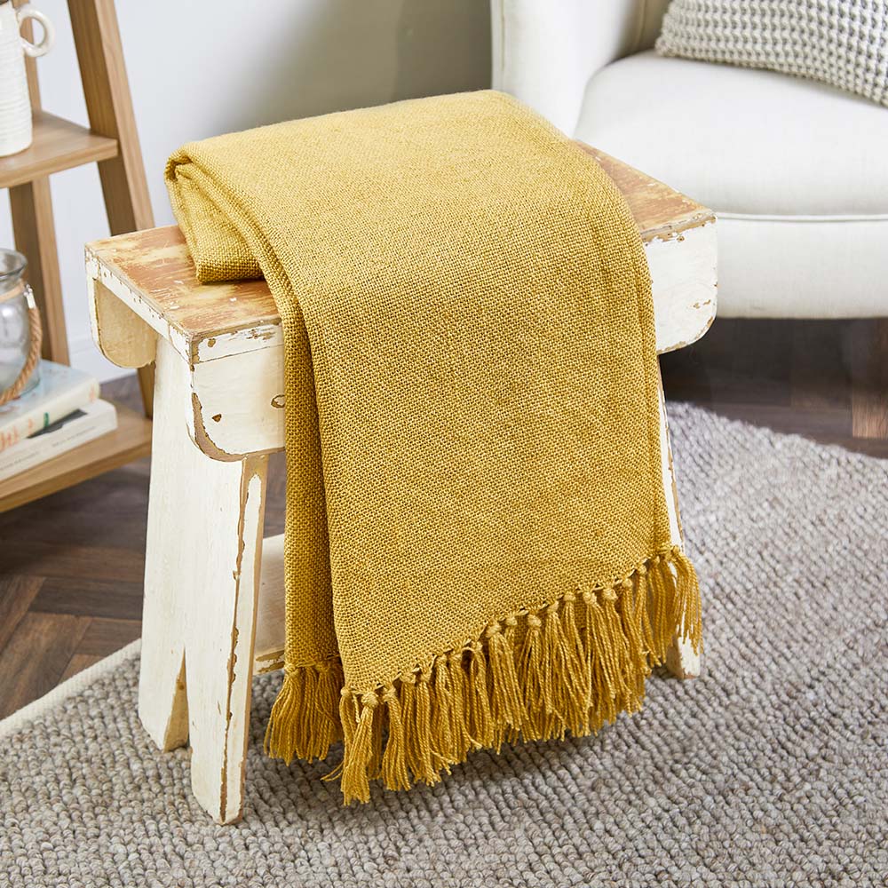 Plain Throw Gold 2