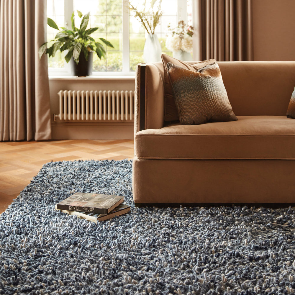 Rocks Shaggy Wool Rug Grey