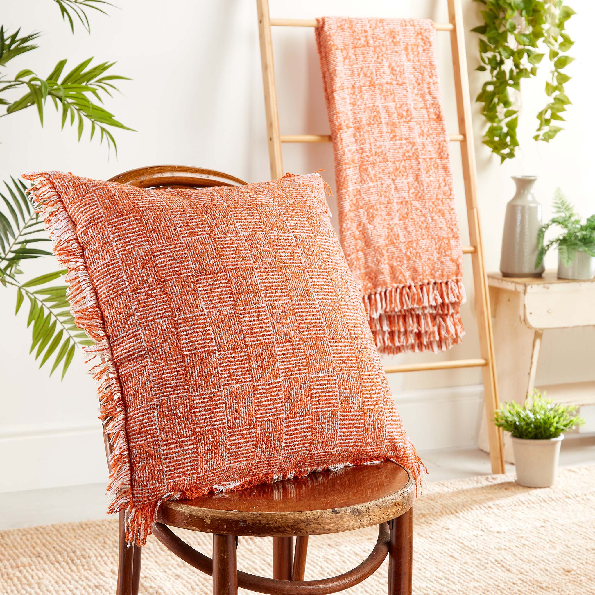 Crosshatch Cushion Rust