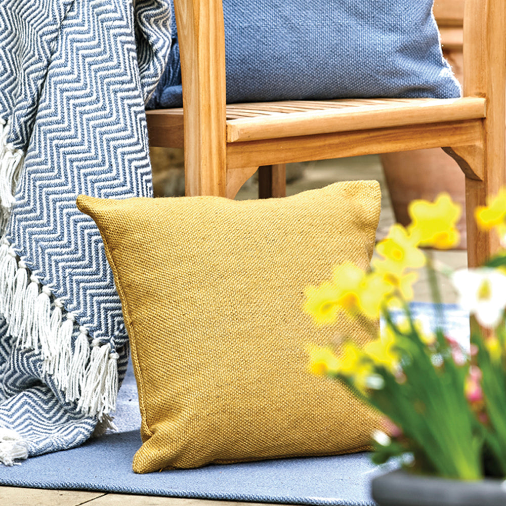 Plain Cushion Gold 2