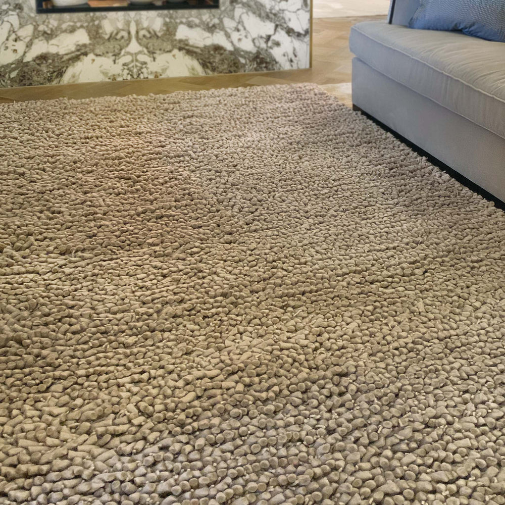 Maine Rug Oyster