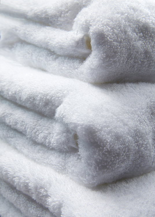 Hug Bamboo Luxury Bath Towels - White